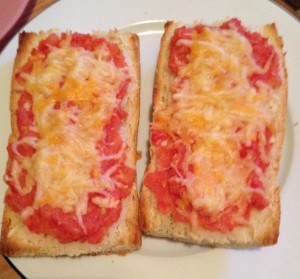 Tostado con Tomate y Queso