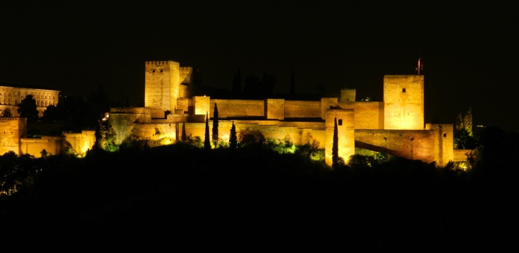 Alhambra Granada bei Nacht