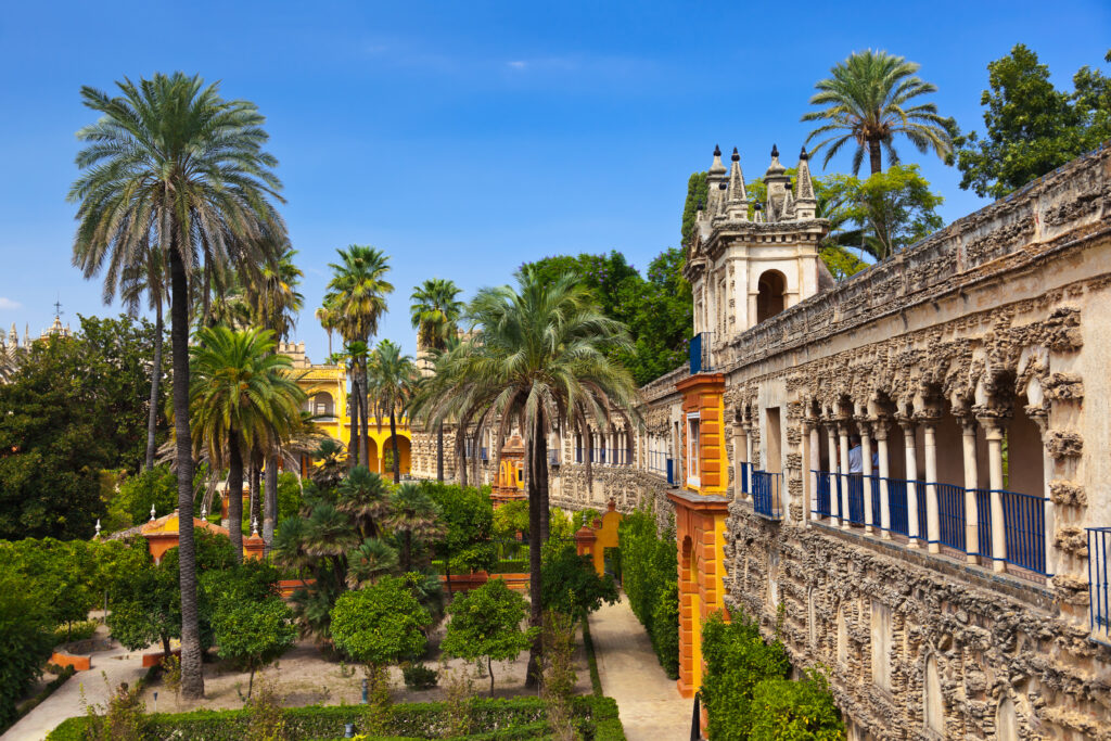 Gärten und Alcazar in Sevilla- Natur und Architektur in einem Bild