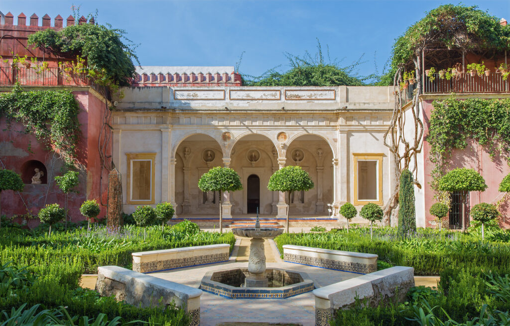 Casa de Pilatos mit Garten, Springbrunnen und Haus
